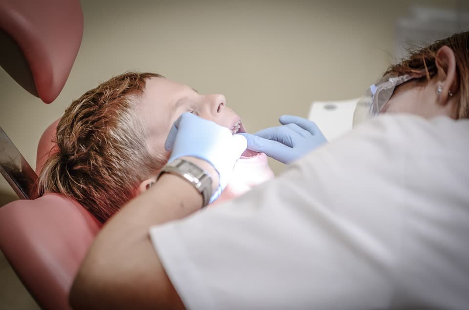 Çürük Diş Nedir Tedavisi Nasıl Yapılır